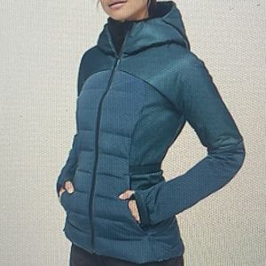 Lululemon  "Down For it all Jacket" Size 10 Petrol Blue